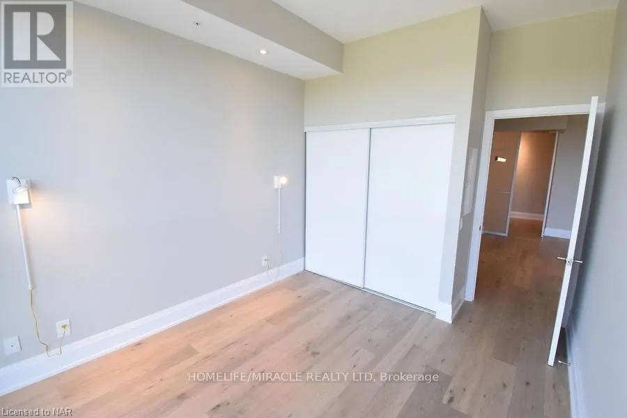 812 - 7711 GREEN VISTA GATE