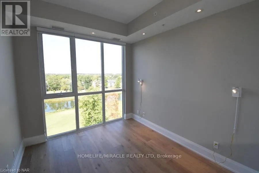 812 - 7711 GREEN VISTA GATE