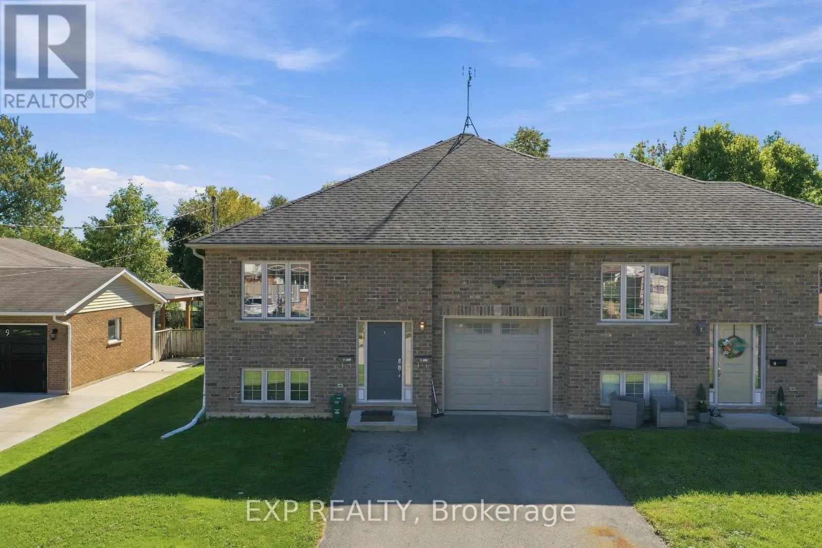 11 DONALD AVENUE