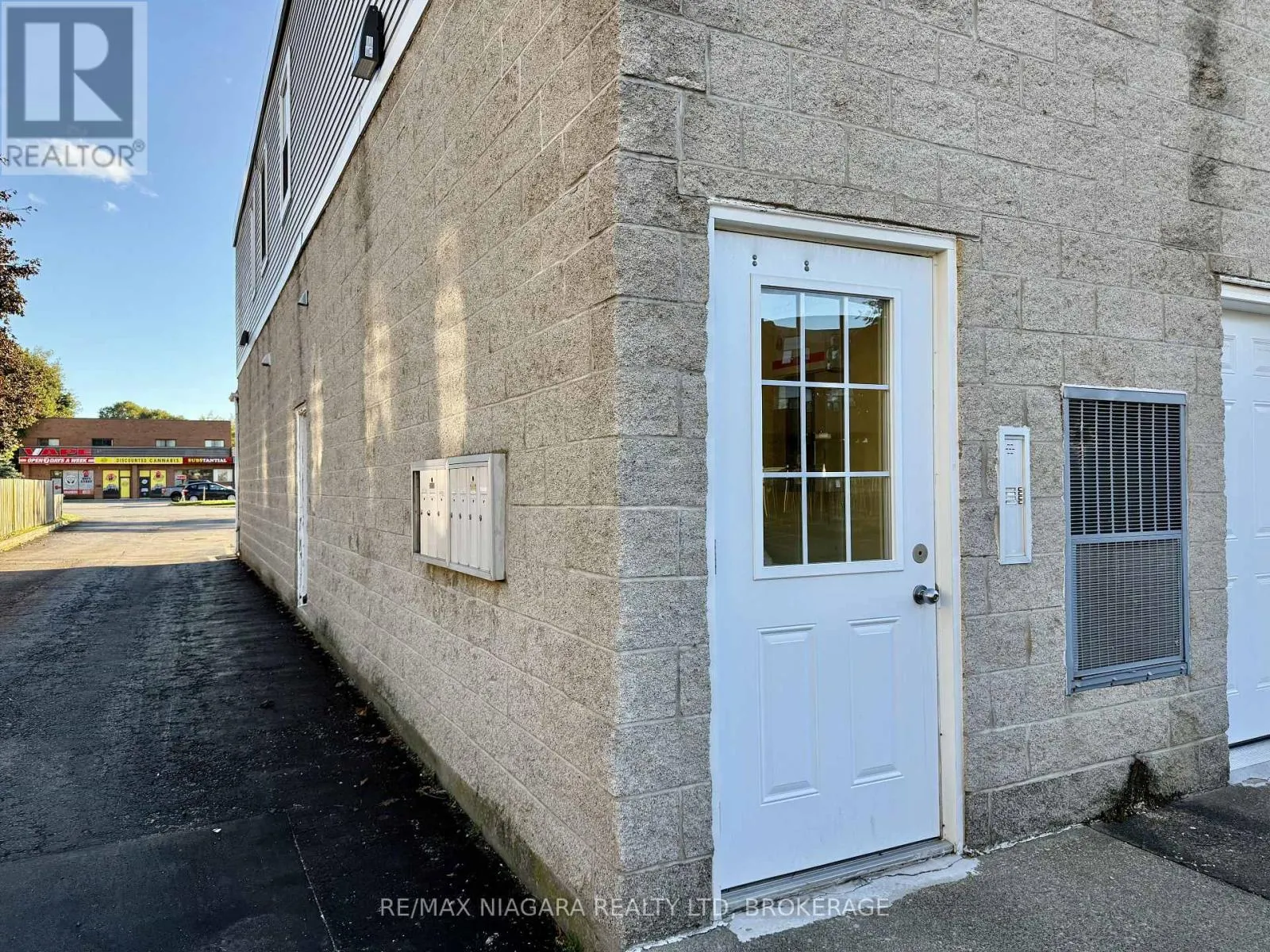 203 - 6837 THOROLD STONE ROAD #203