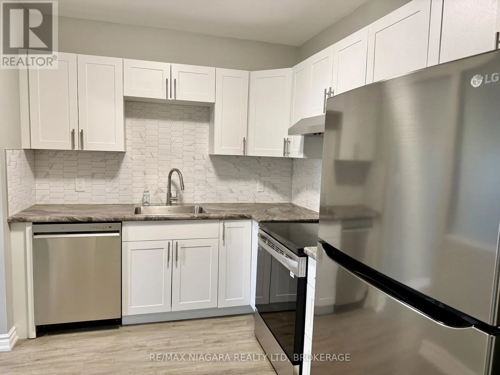202 - 6837 THOROLD STONE ROAD #202