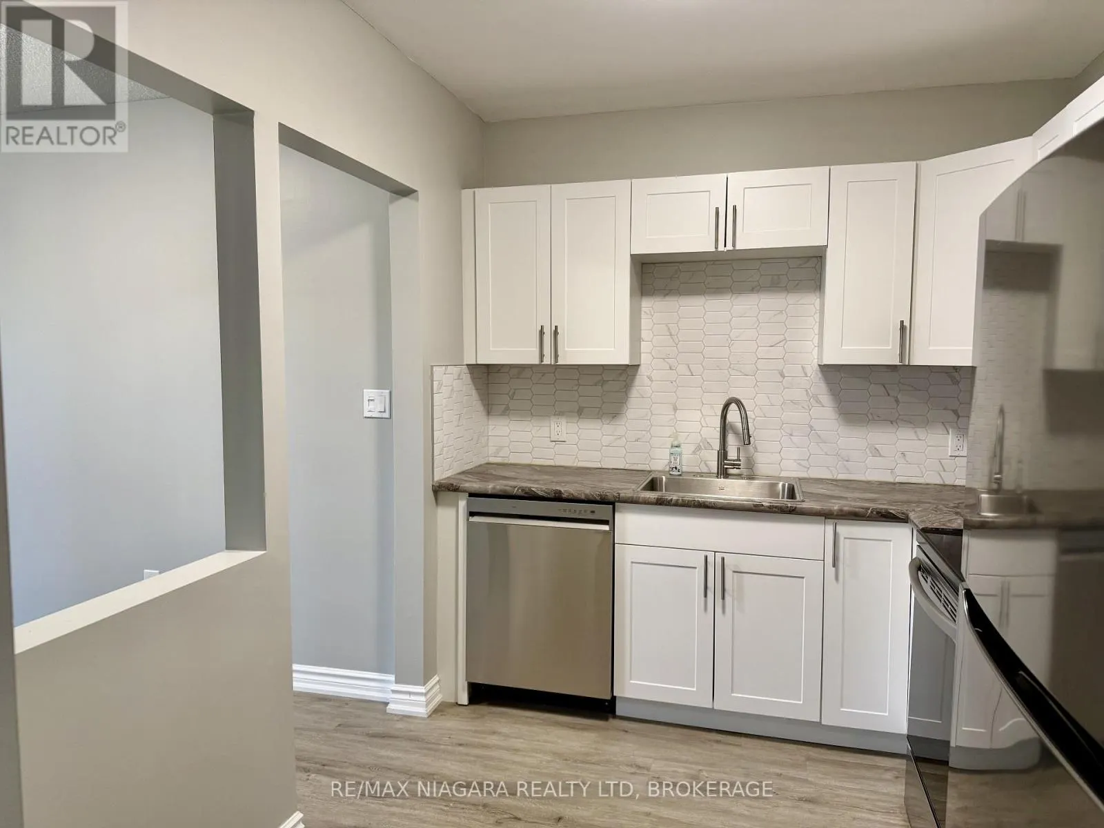 202 - 6837 THOROLD STONE ROAD #202