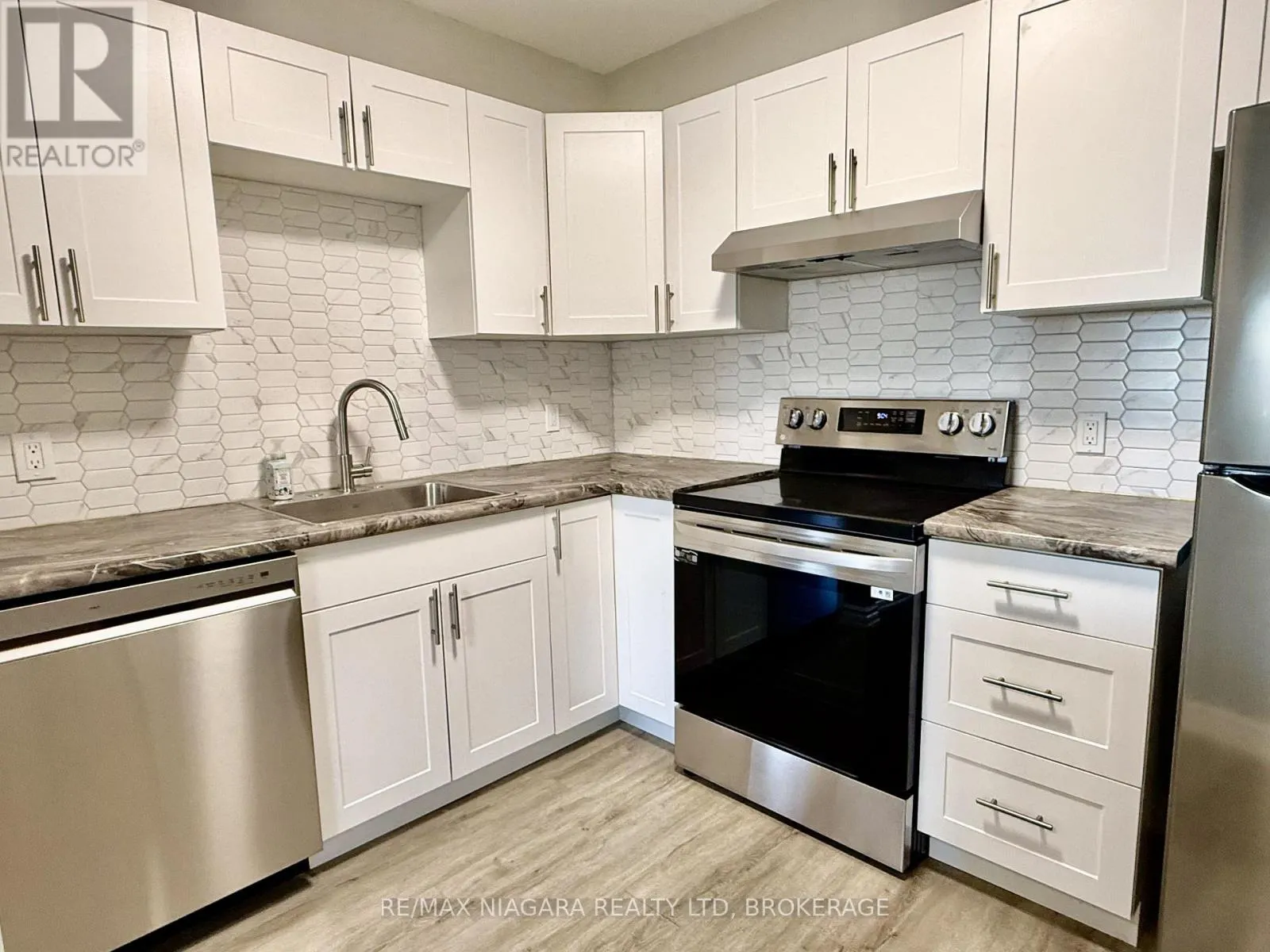 202 - 6837 THOROLD STONE ROAD #202
