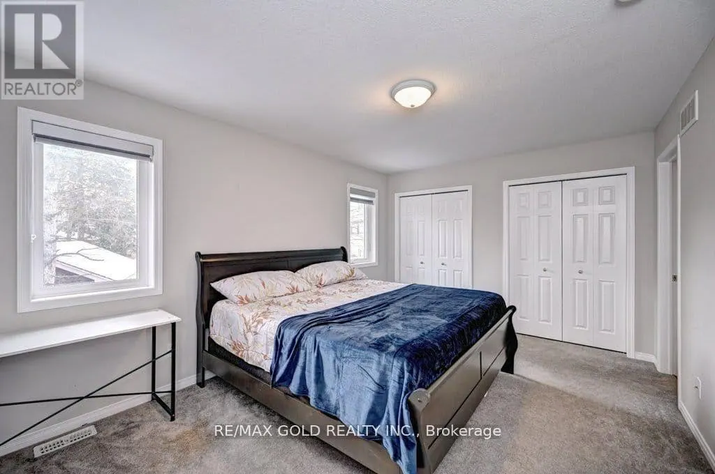 35 - 50 PINNACLE DRIVE