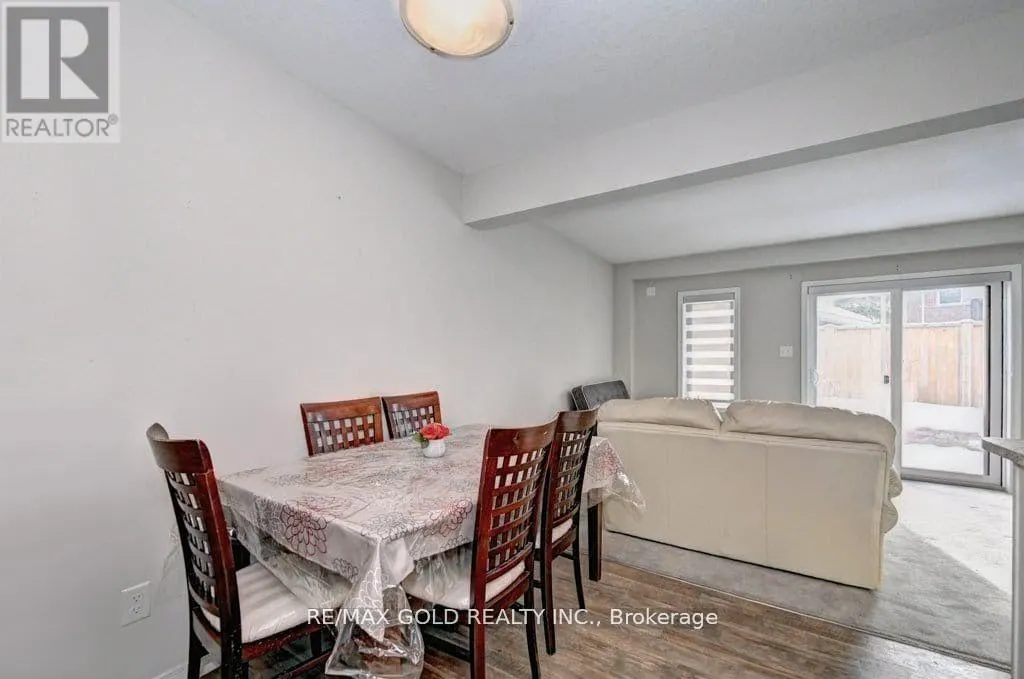 35 - 50 PINNACLE DRIVE