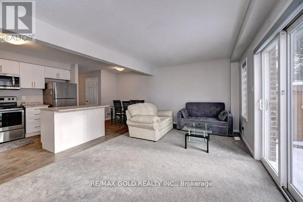 35 - 50 PINNACLE DRIVE