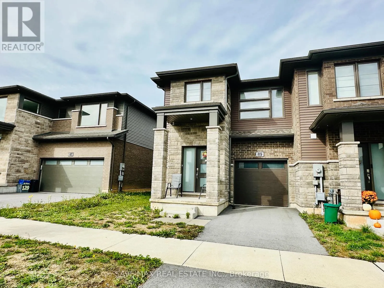 89 ACACIA ROAD
