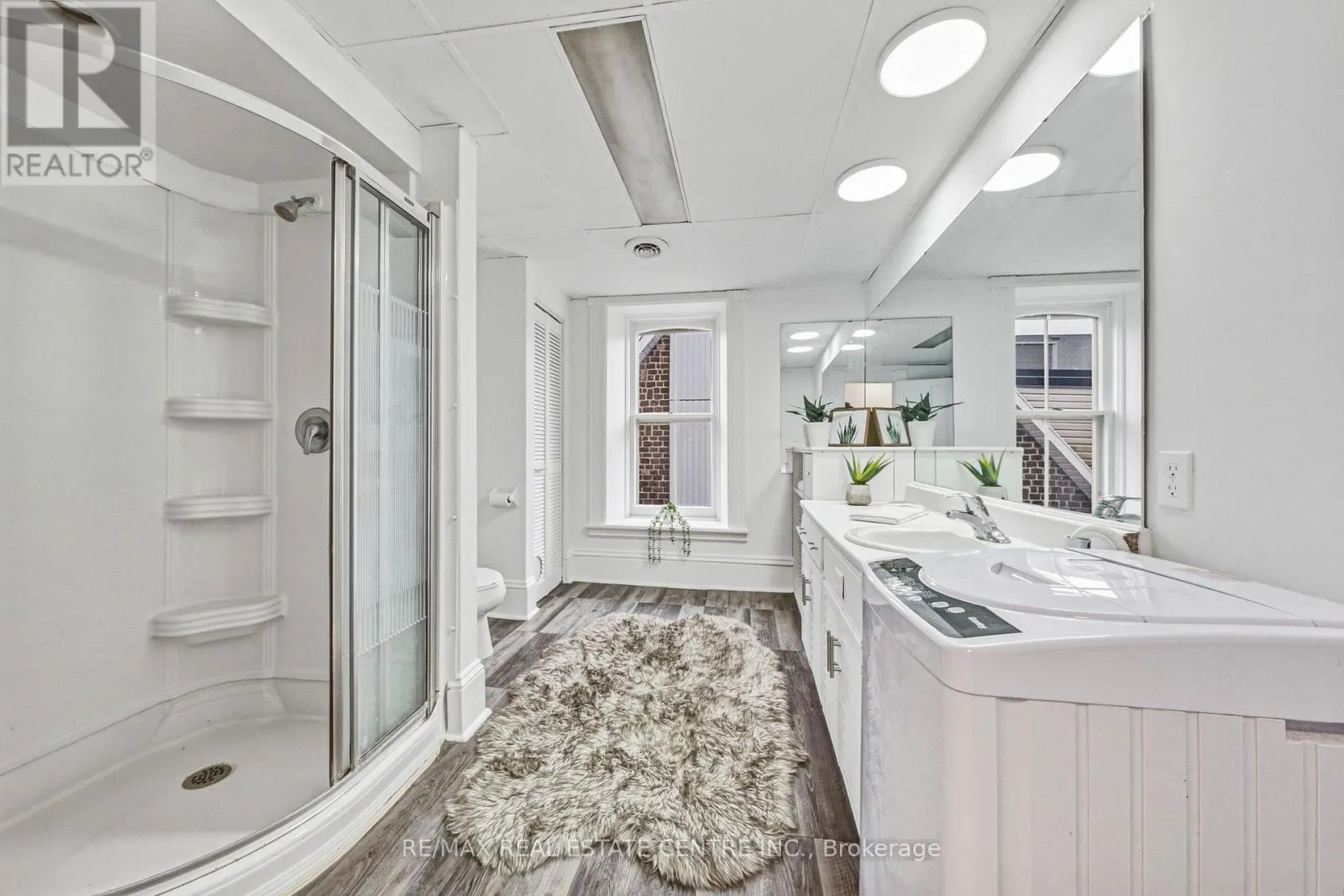 75 POLLOCK AVENUE