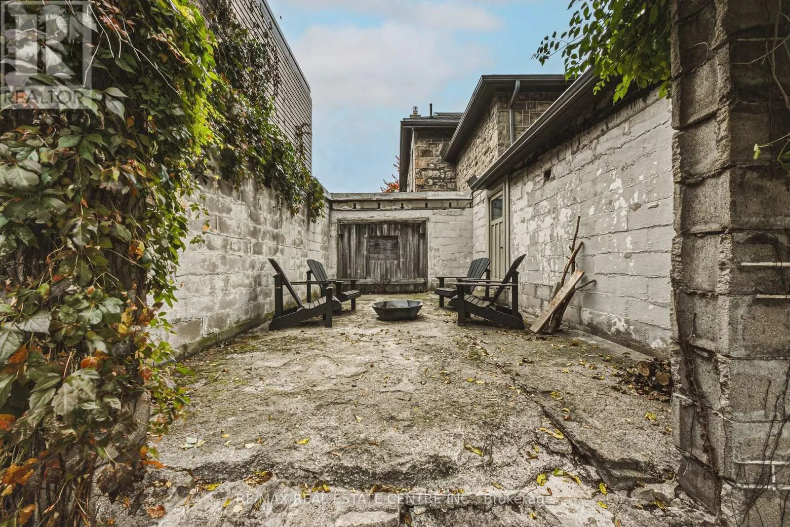 75 POLLOCK AVENUE