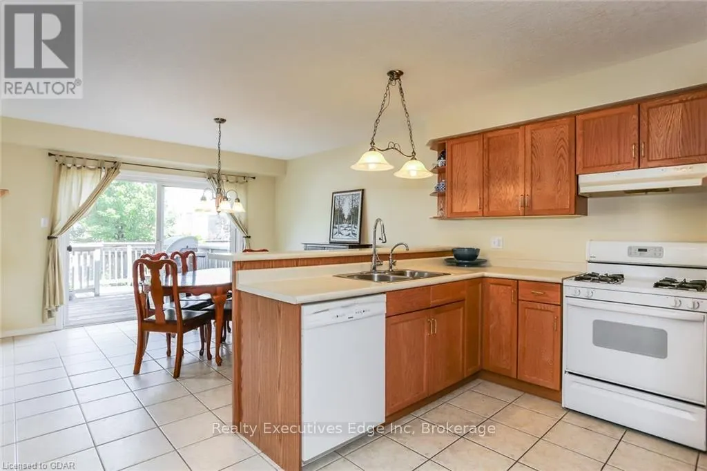 #MAIN - 59 MARSH CRESCENT ##Main