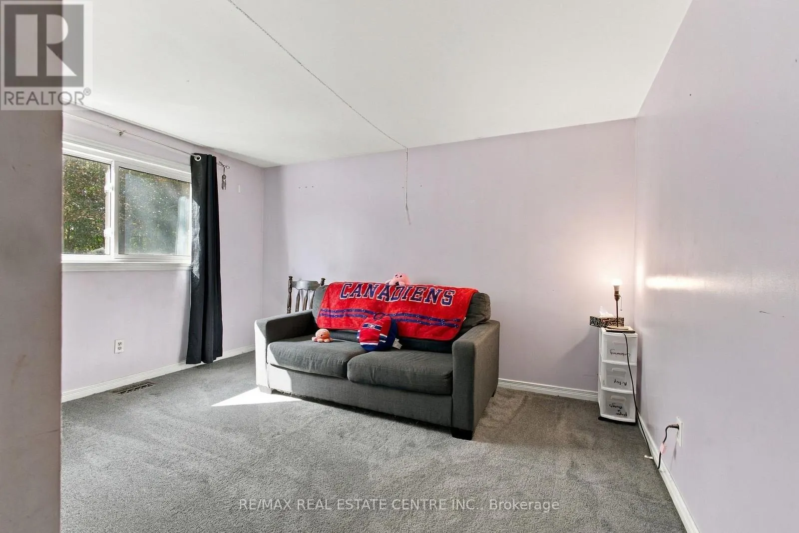 135 CEDARHILL CRESCENT