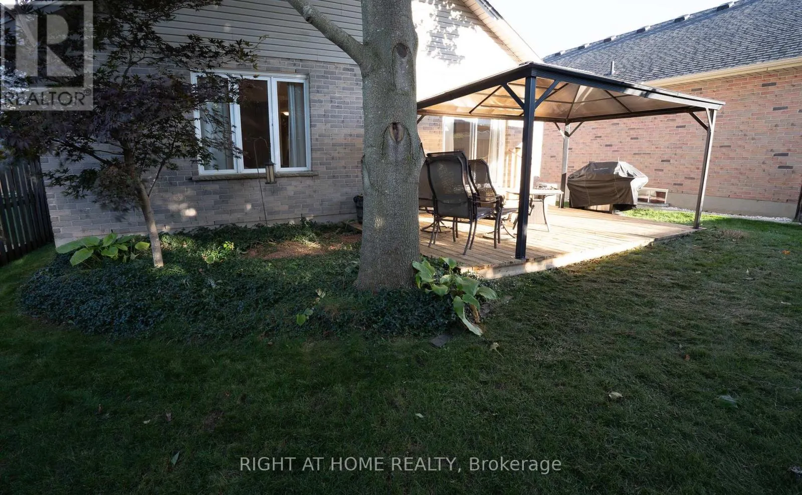 14 ORIOLE LANE