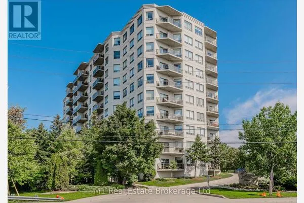 207 - 60 WYNDHAM STREET S