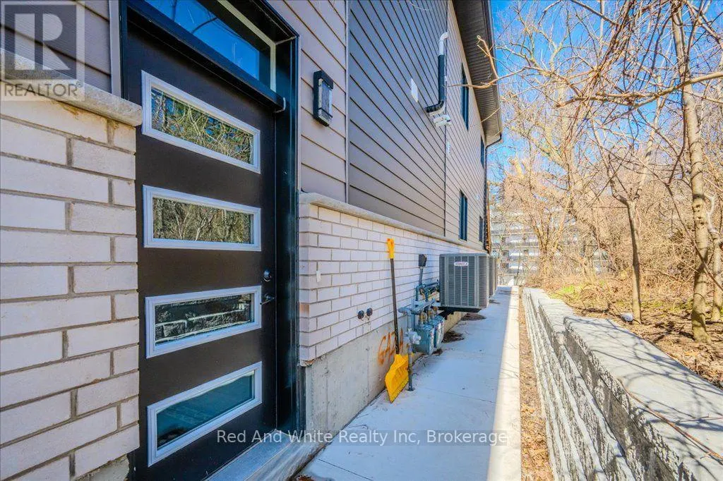 498 KARN STREET
