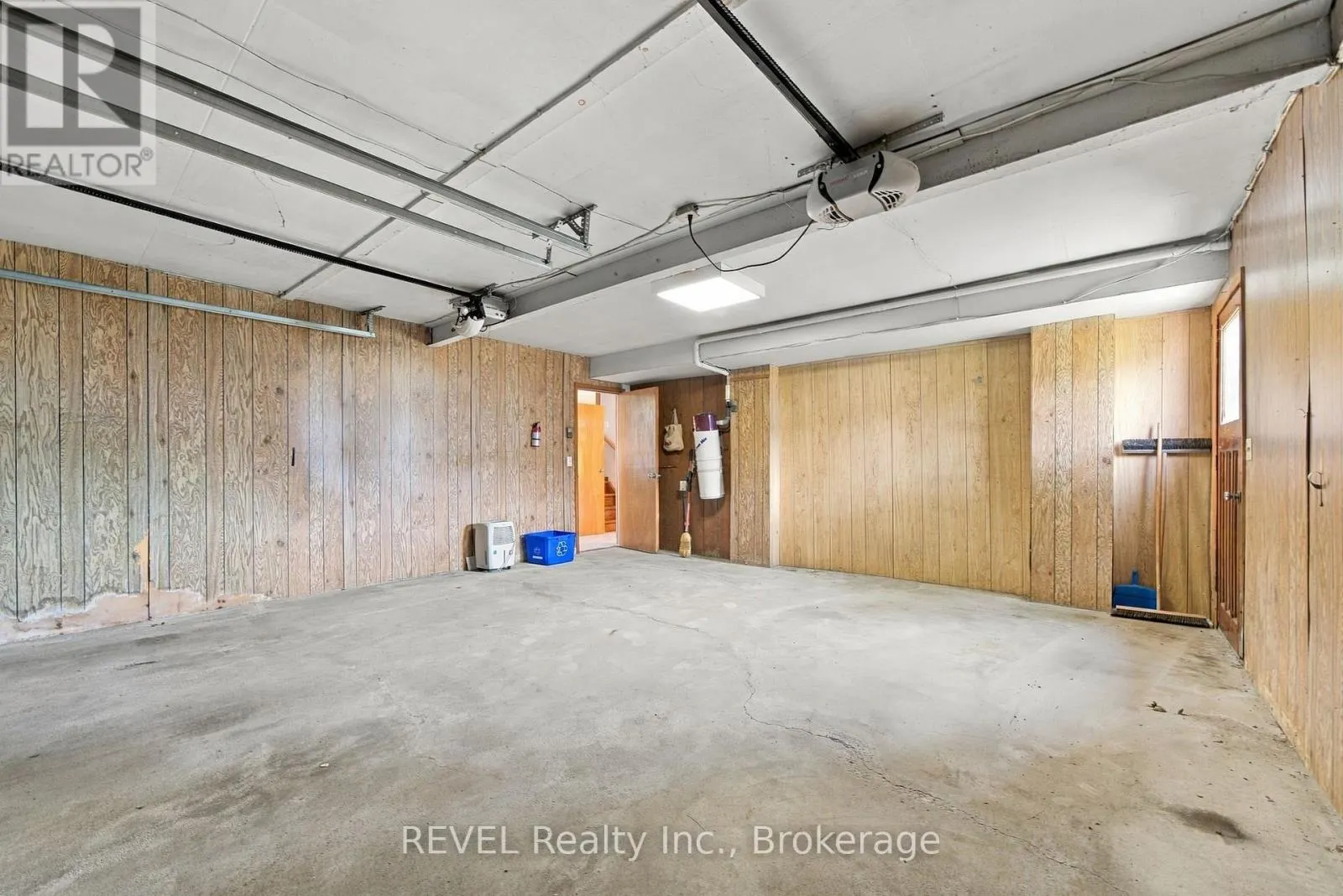 17527 TELEPHONE ROAD