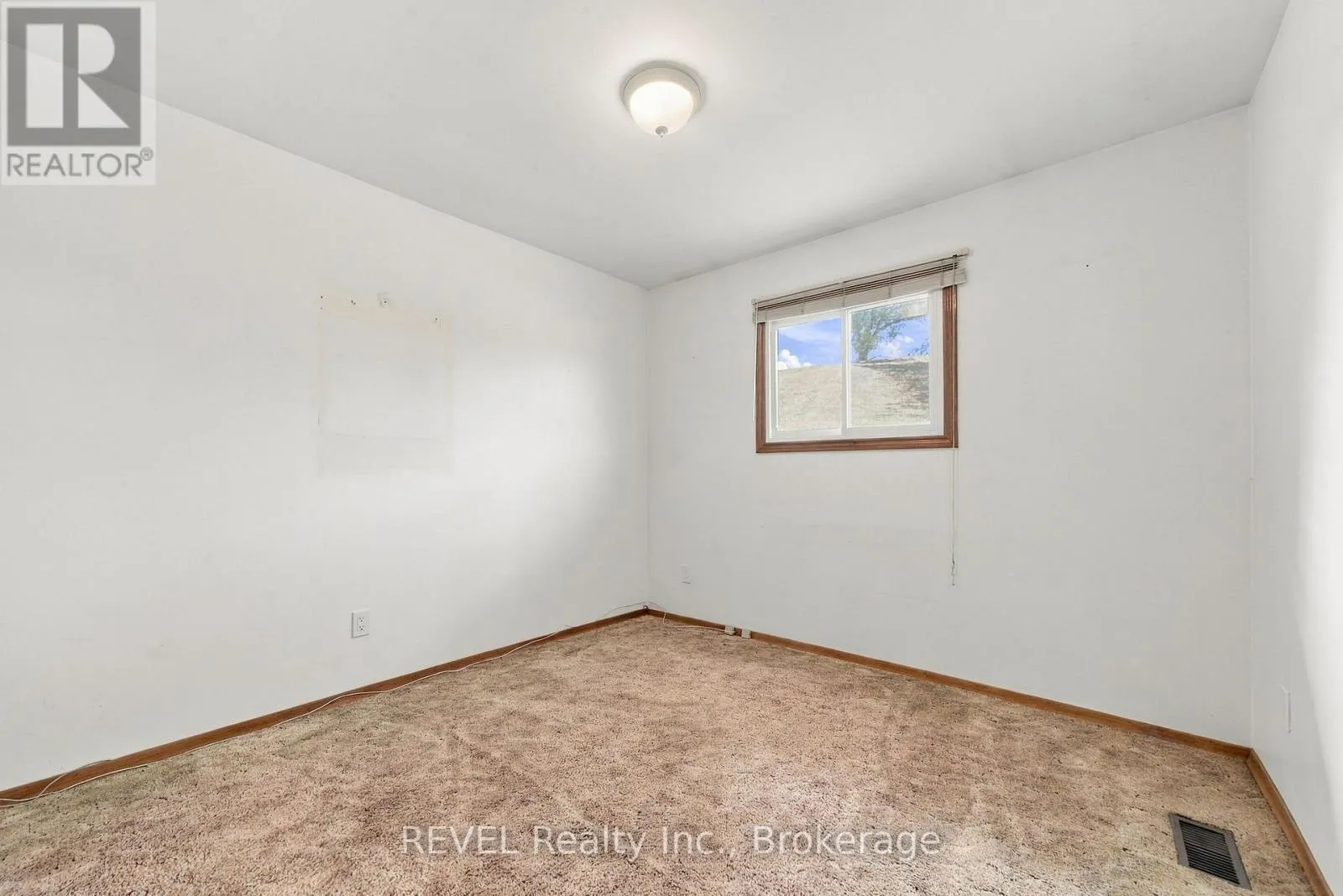 17527 TELEPHONE ROAD