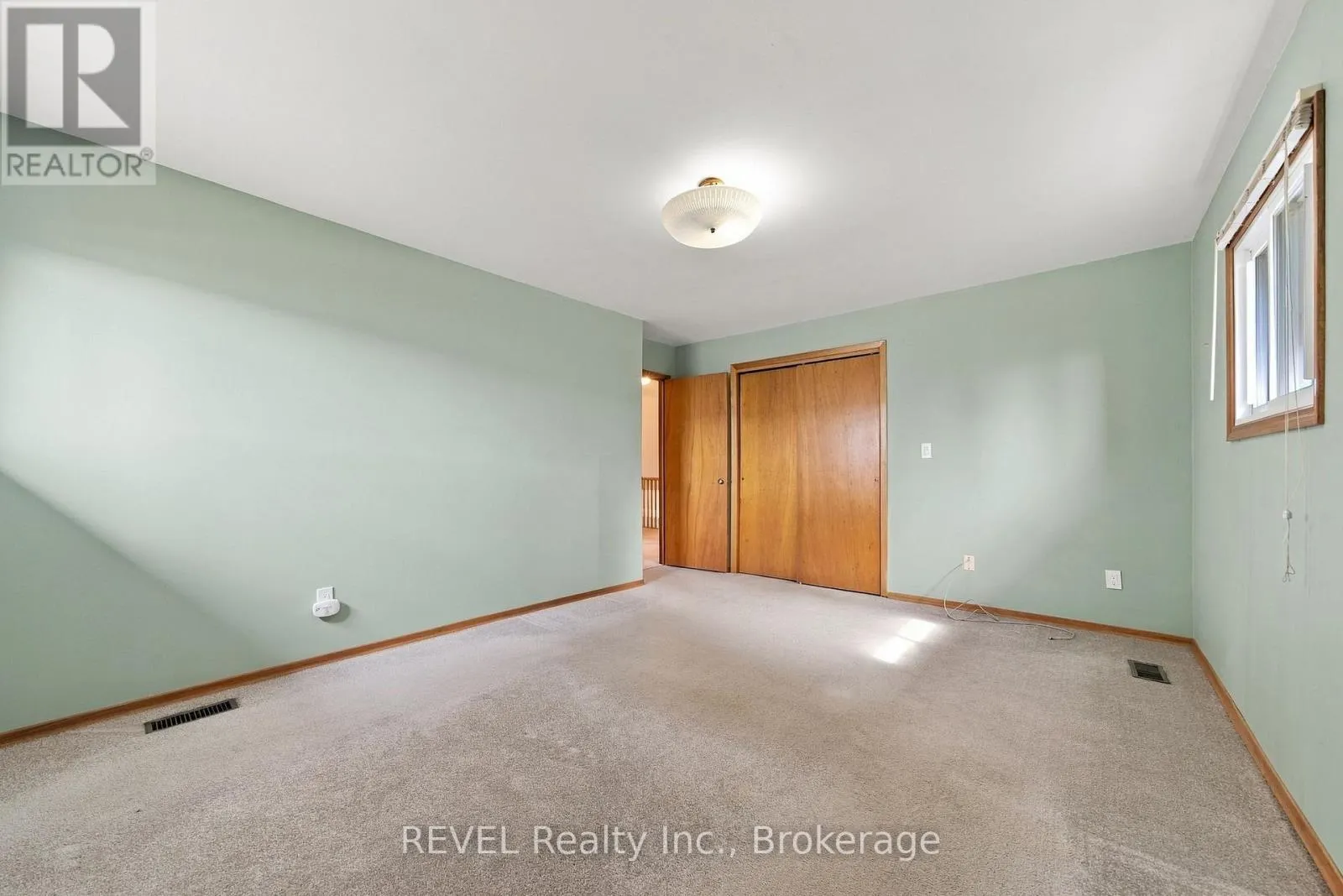 17527 TELEPHONE ROAD