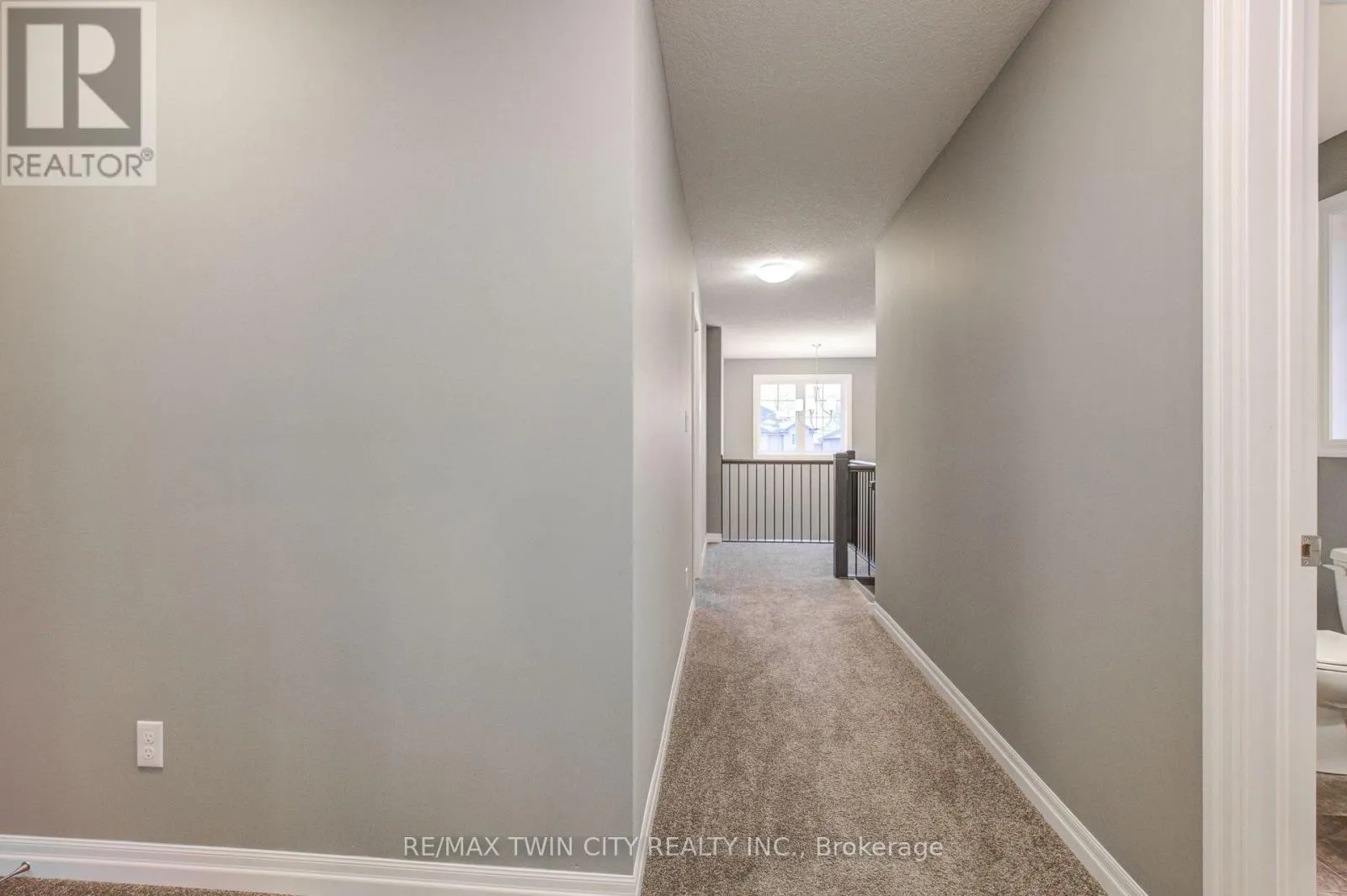 17 - 343 HURON STREET
