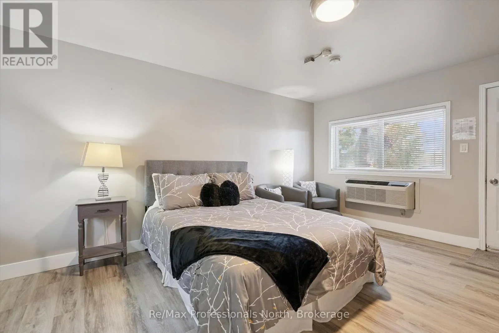 1695-1703 WINHARA ROAD