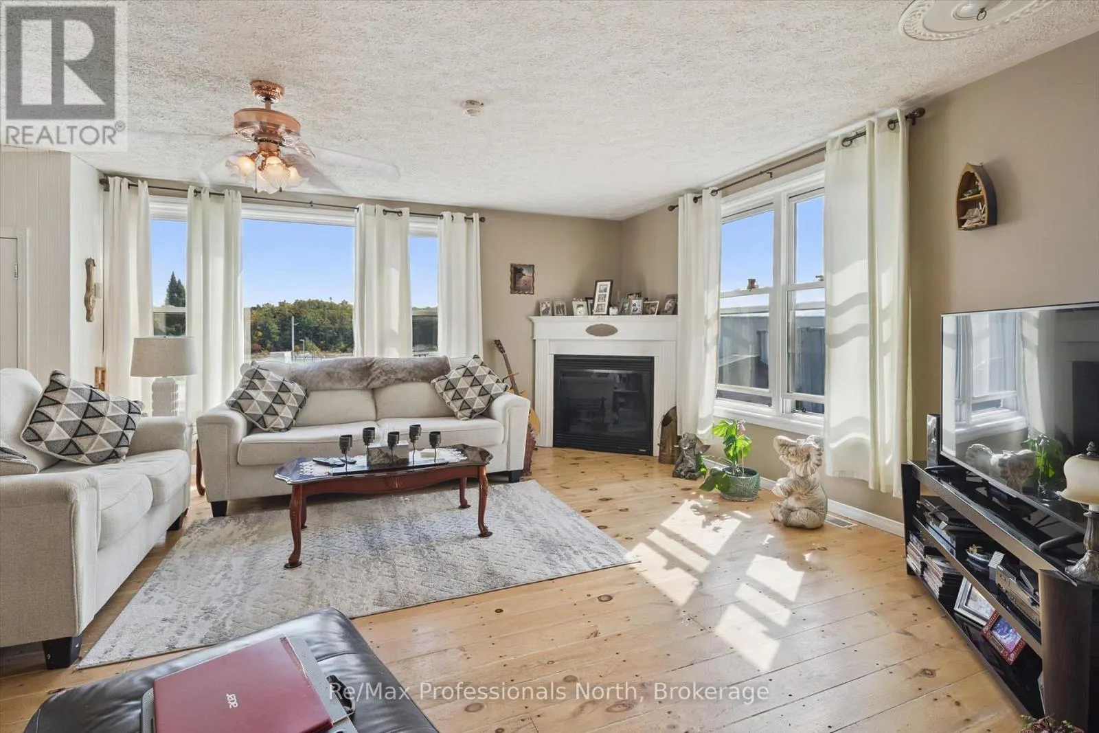 1695-1703 WINHARA ROAD