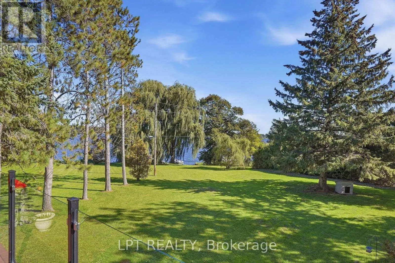 31 CARILLON CRESCENT
