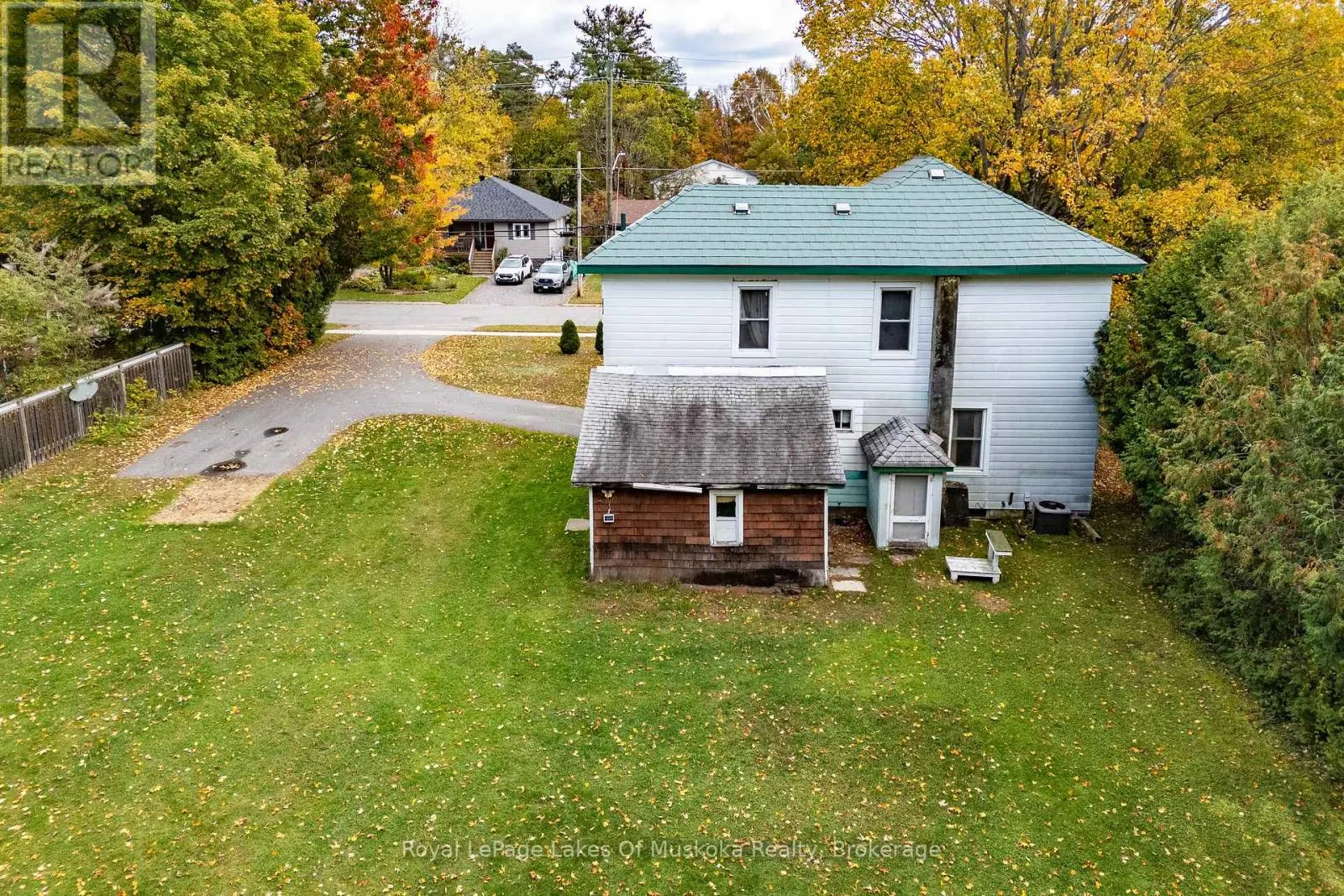 14 EWING STREET