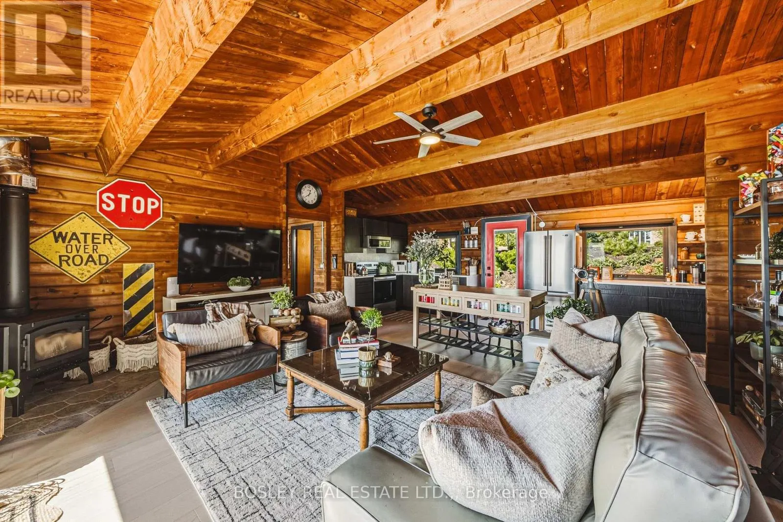 101 LIGHTHOUSE DRIVE