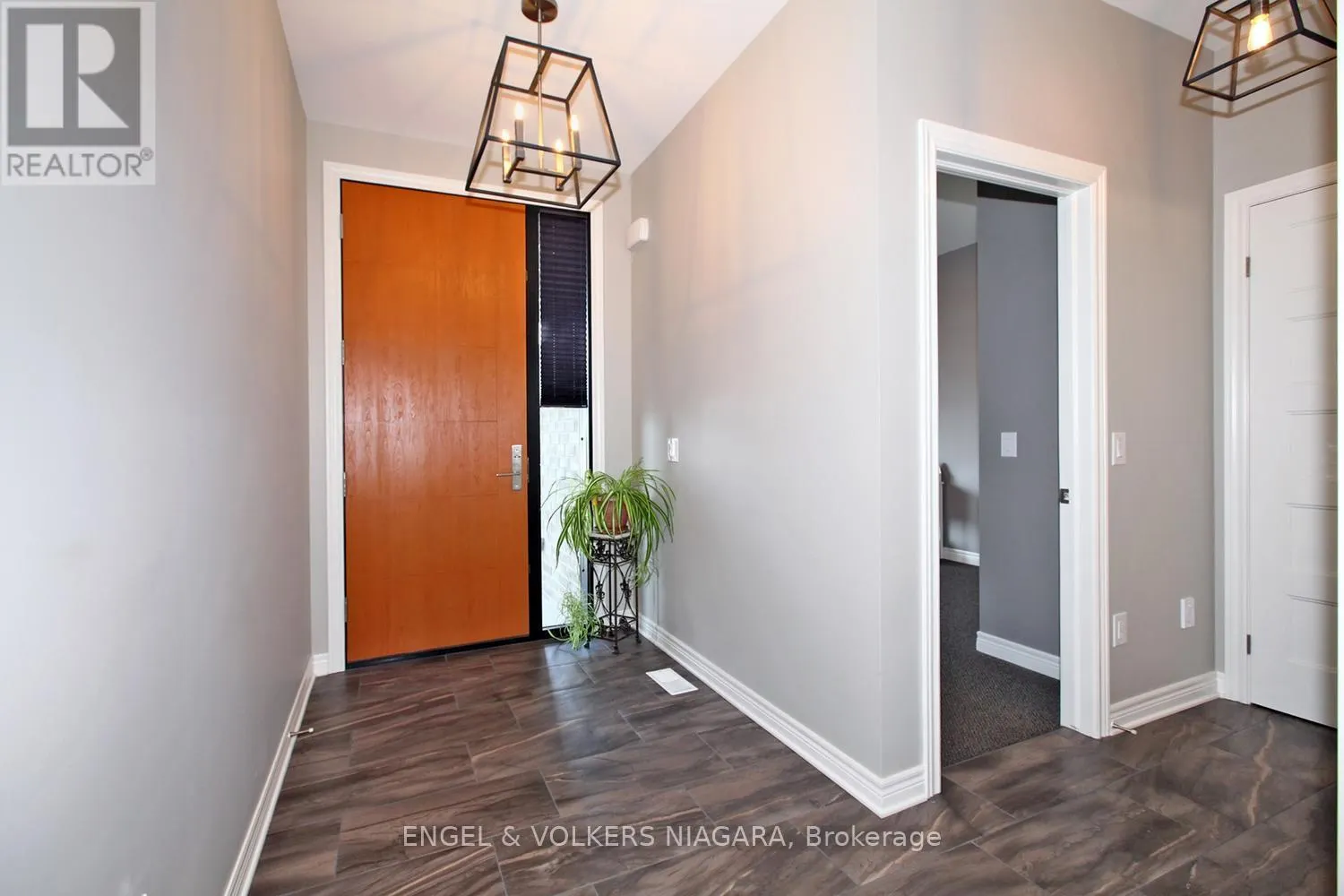 12 - 7276 OPTIMIST LANE #12
