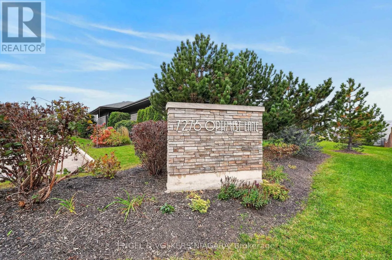 12 - 7276 OPTIMIST LANE #12