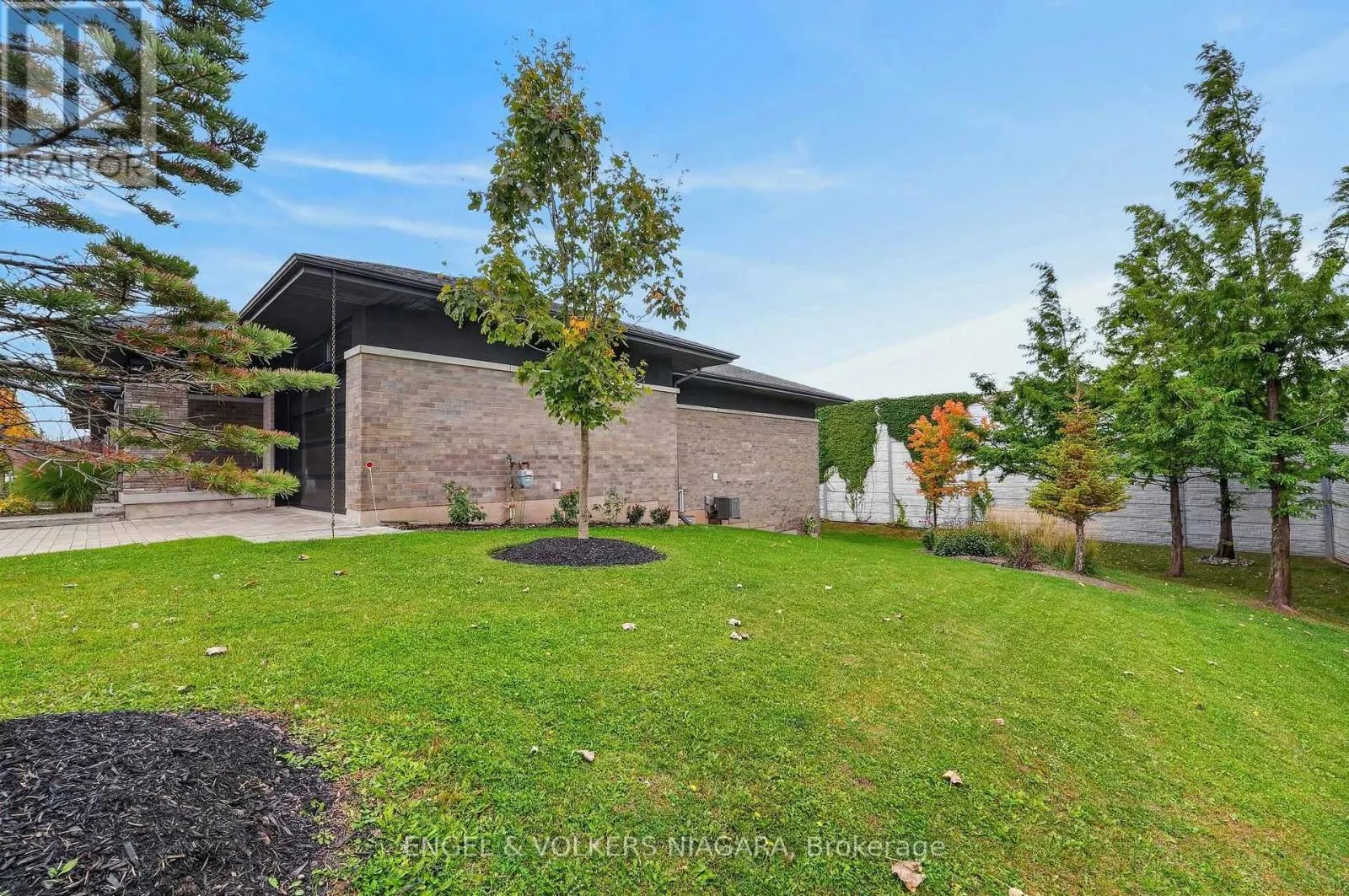 12 - 7276 OPTIMIST LANE #12