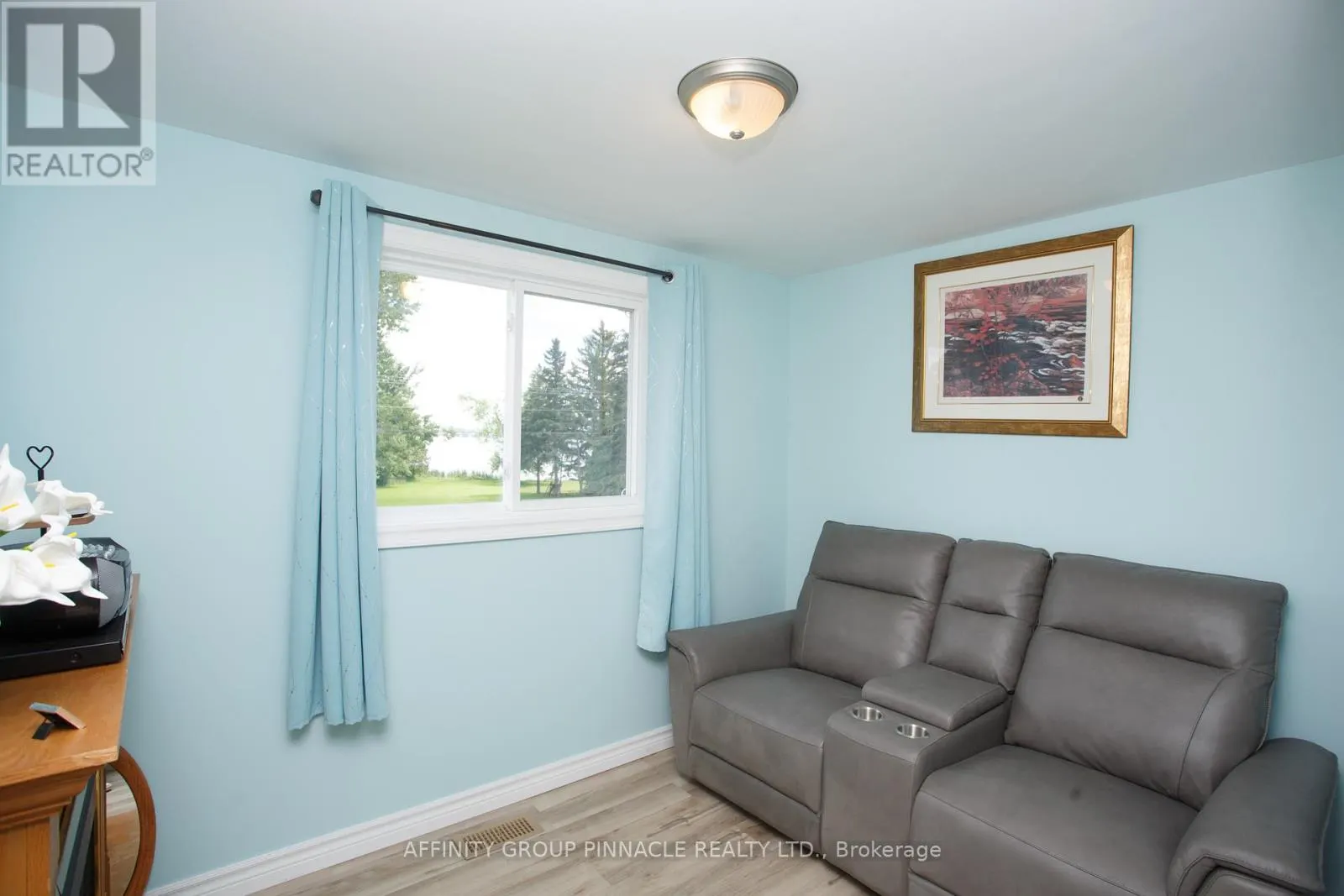 105 VICTORIA DRIVE