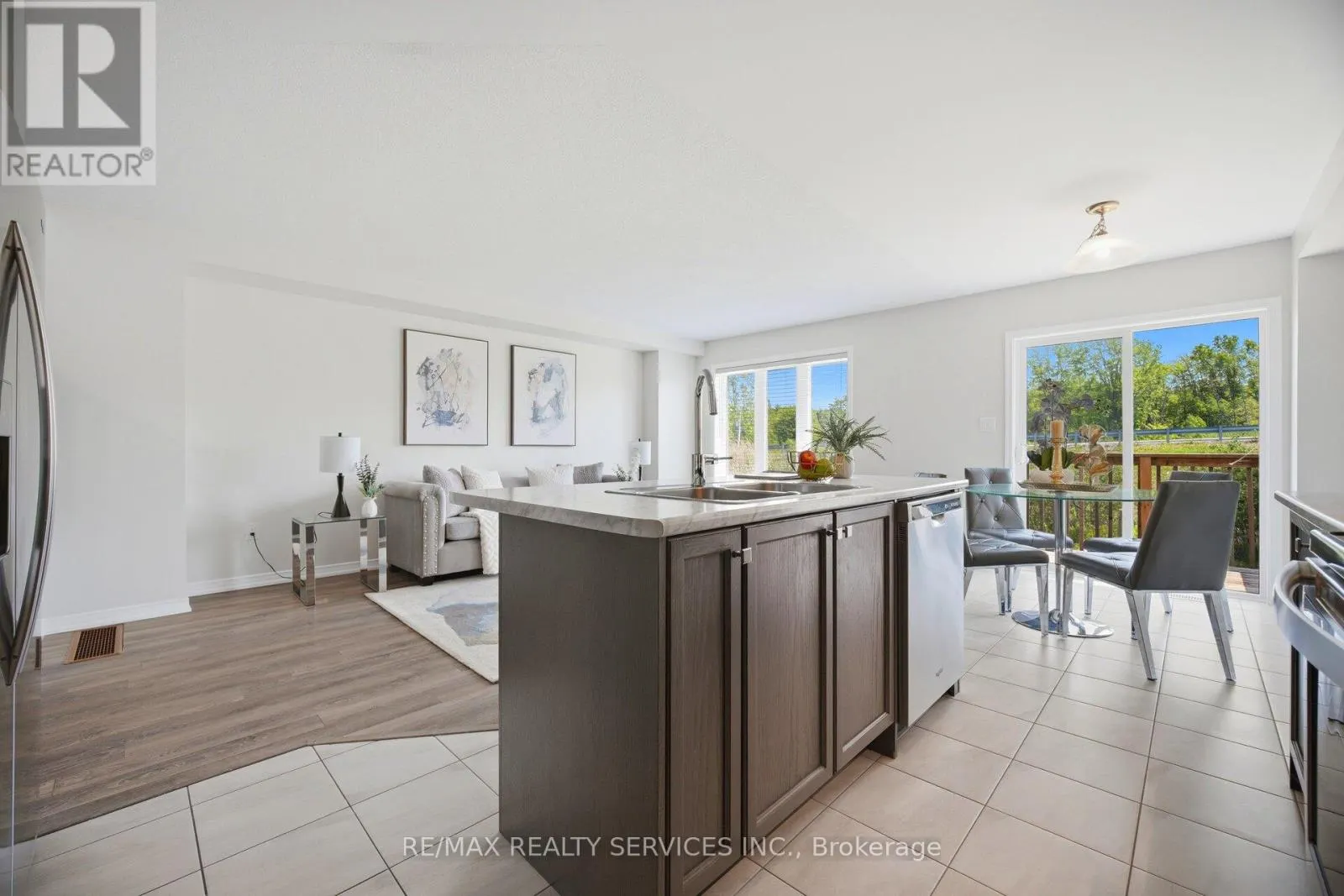 250 ESTHER CRESCENT