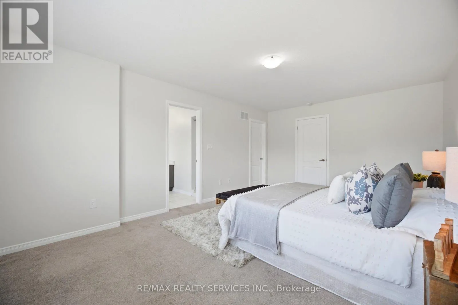 250 ESTHER CRESCENT