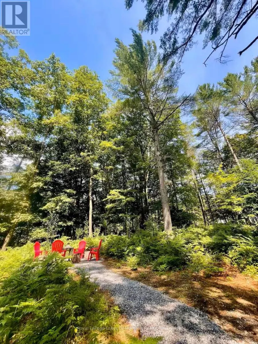 886 MUSKOKA 10 ROAD