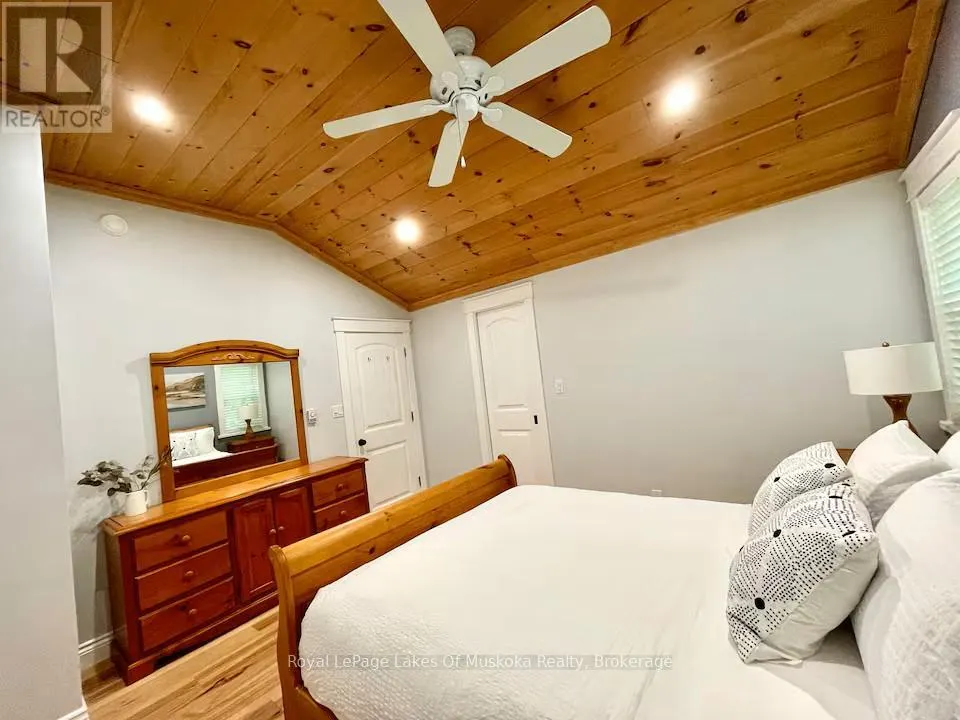886 MUSKOKA 10 ROAD