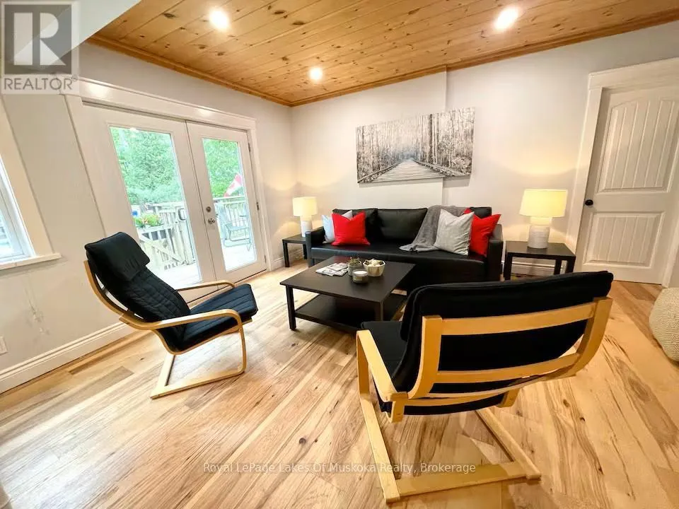 886 MUSKOKA 10 ROAD