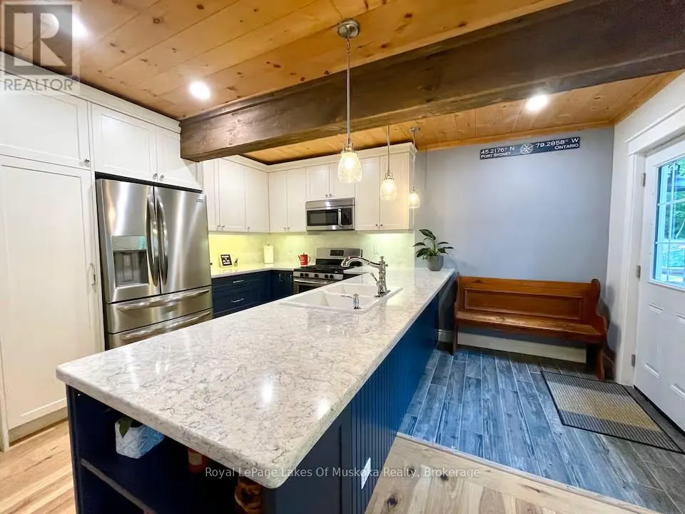 886 MUSKOKA 10 ROAD