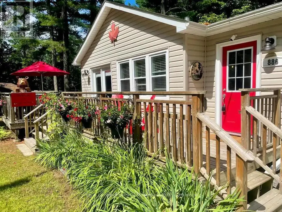 886 MUSKOKA 10 ROAD