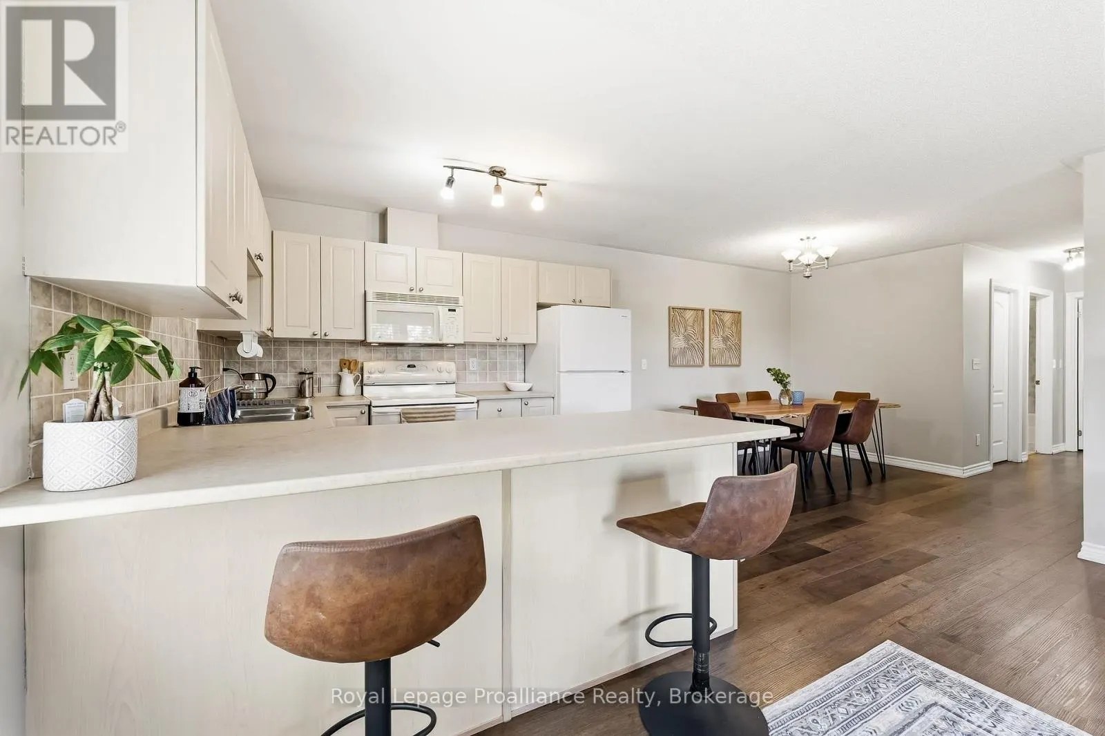 503 - 249 RUTTAN TERRACE #503