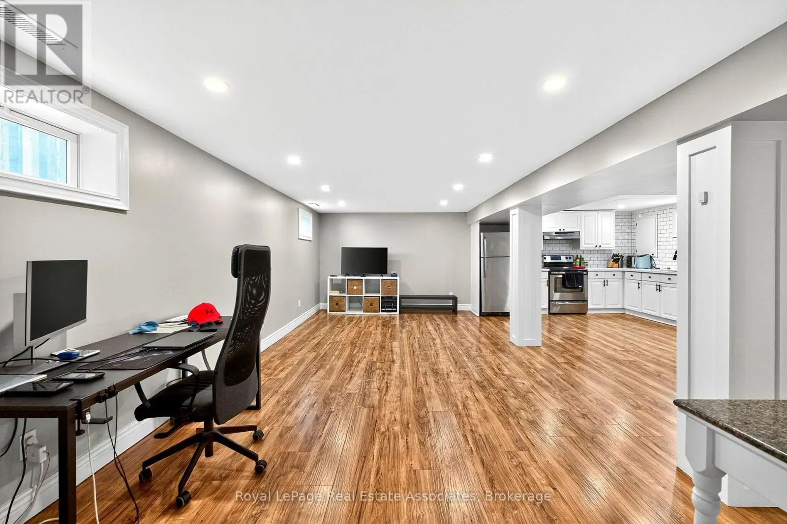 LOWER - 312 EAST 45TH STREET
