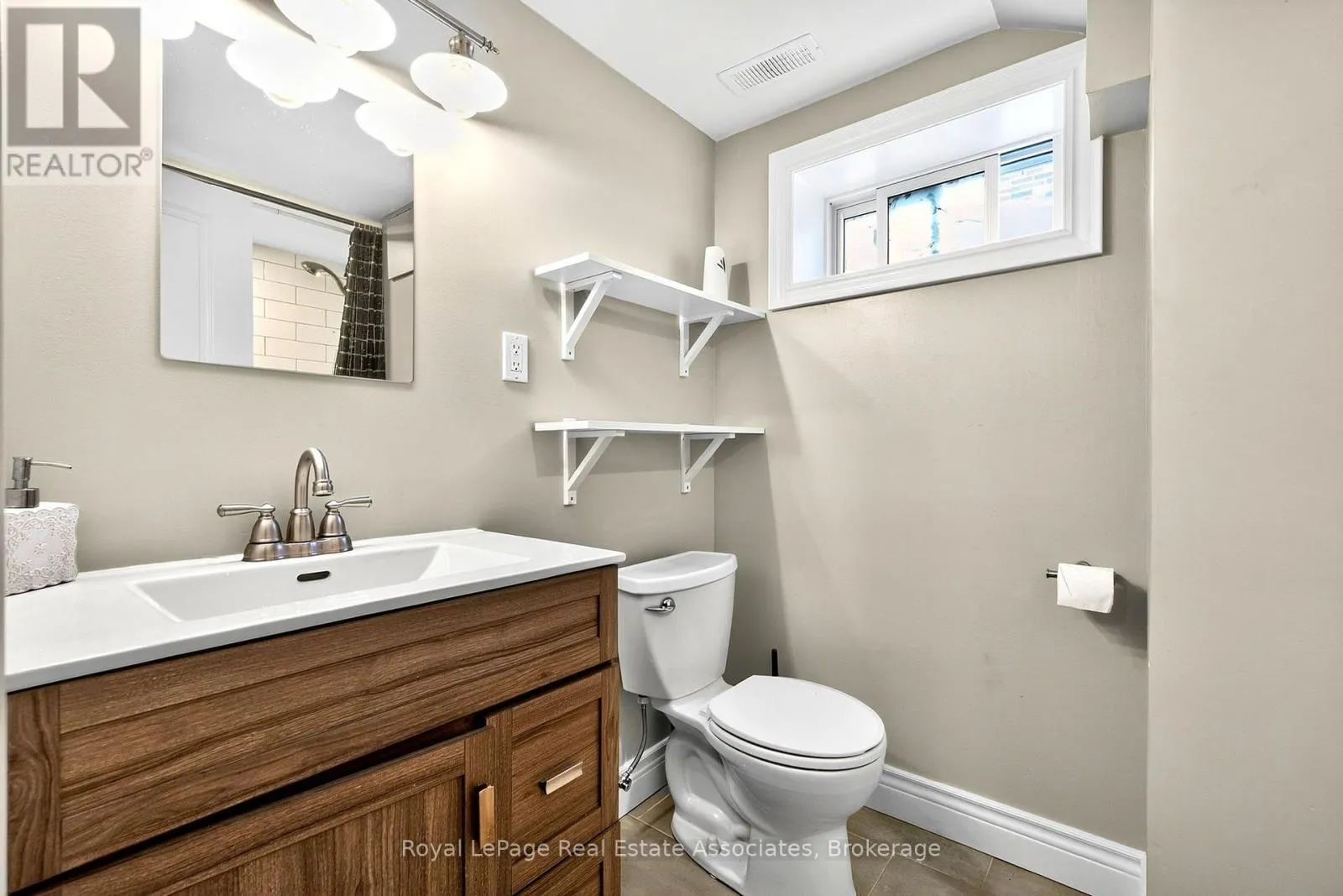 LOWER - 312 EAST 45TH STREET