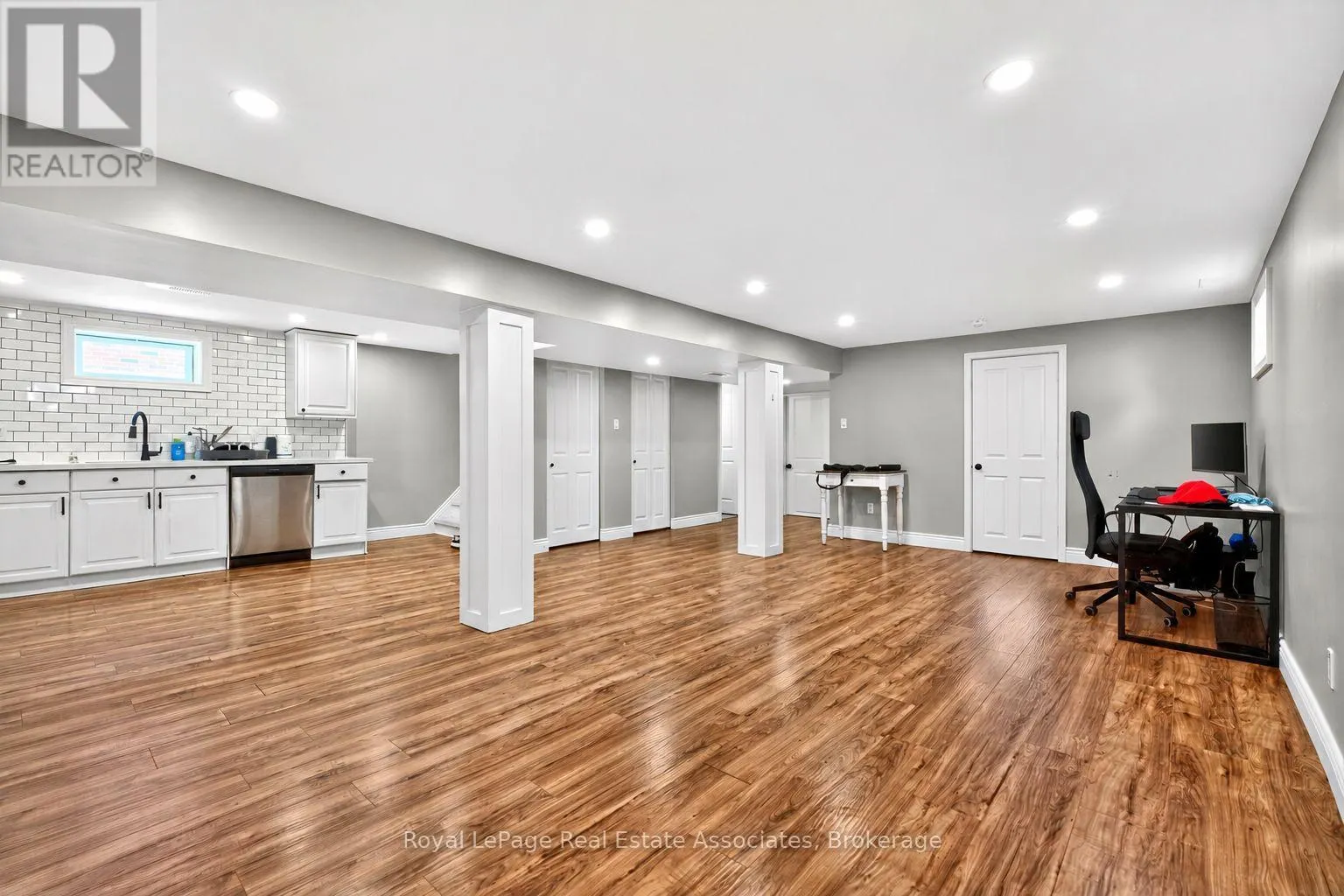 LOWER - 312 EAST 45TH STREET