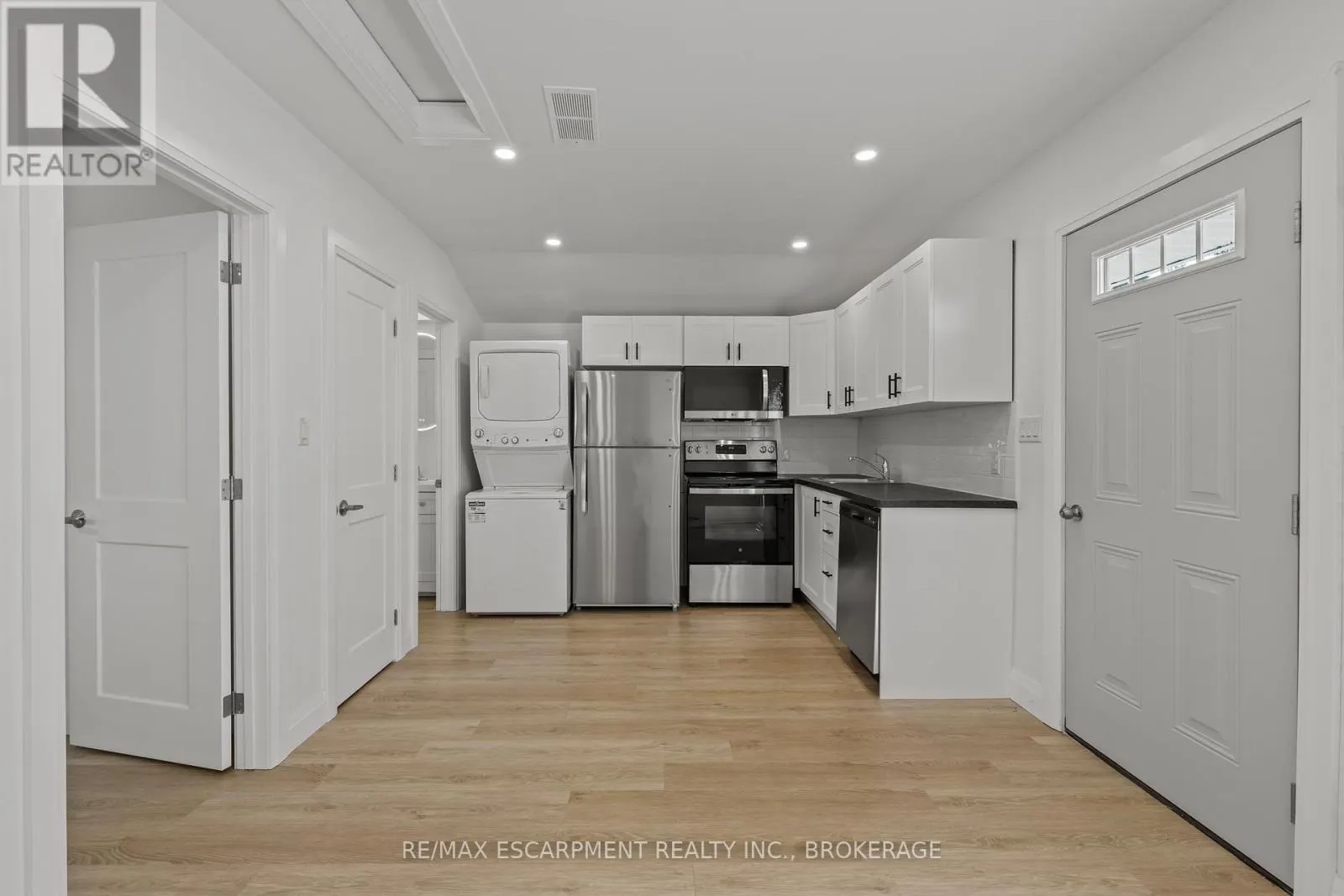 UNIT 2 - 362 GATFIELD AVENUE #Unit 2