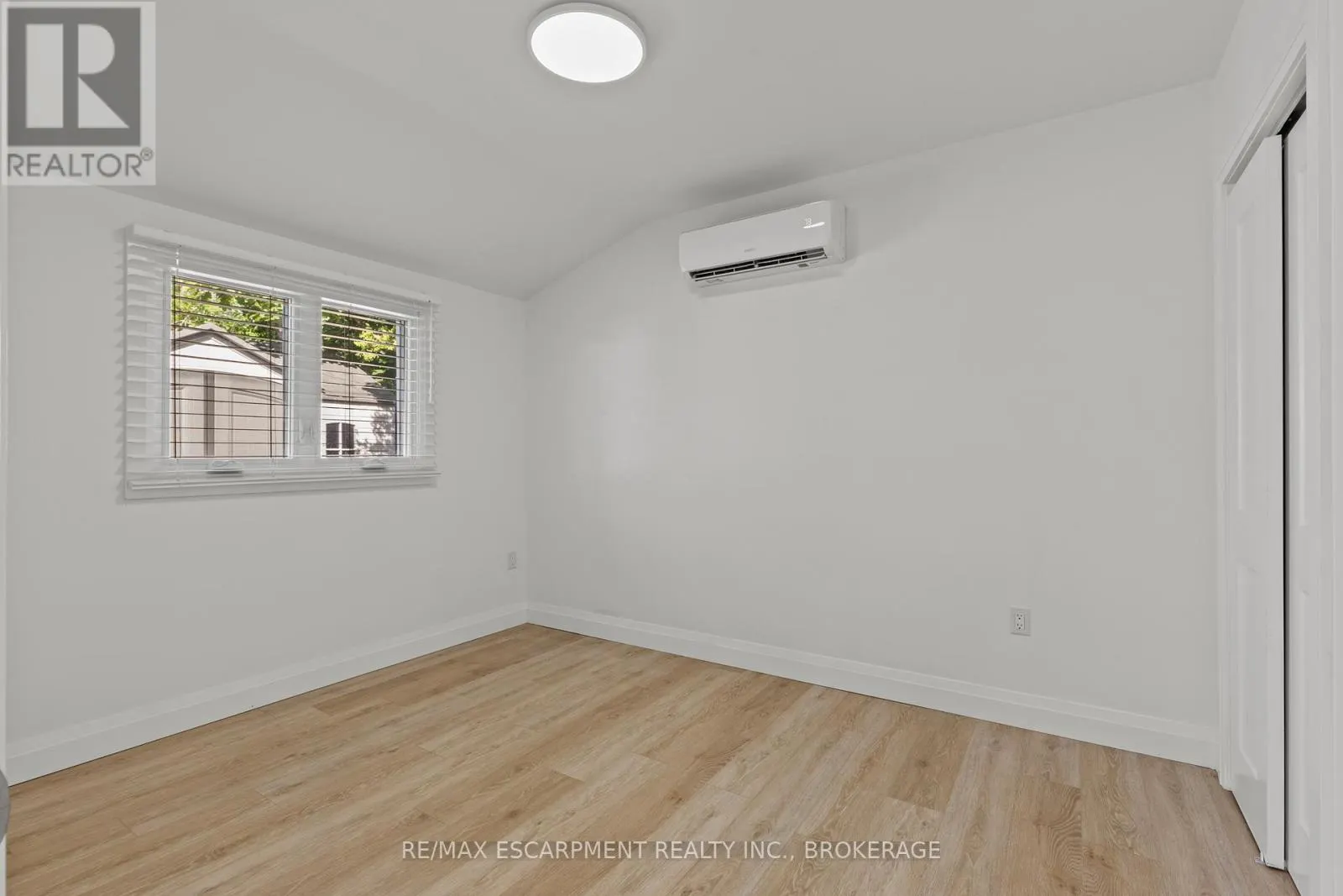 UNIT 2 - 362 GATFIELD AVENUE #Unit 2