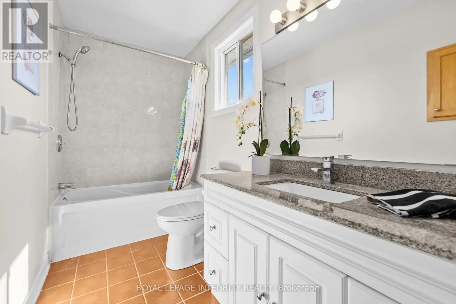 4 TAMARACK PLACE