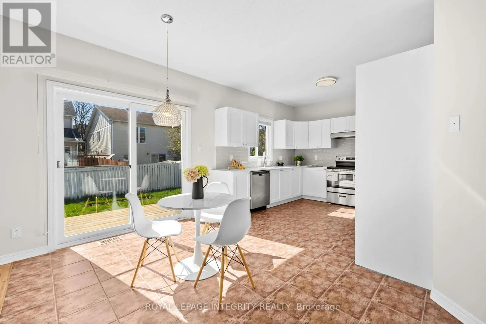 4 TAMARACK PLACE