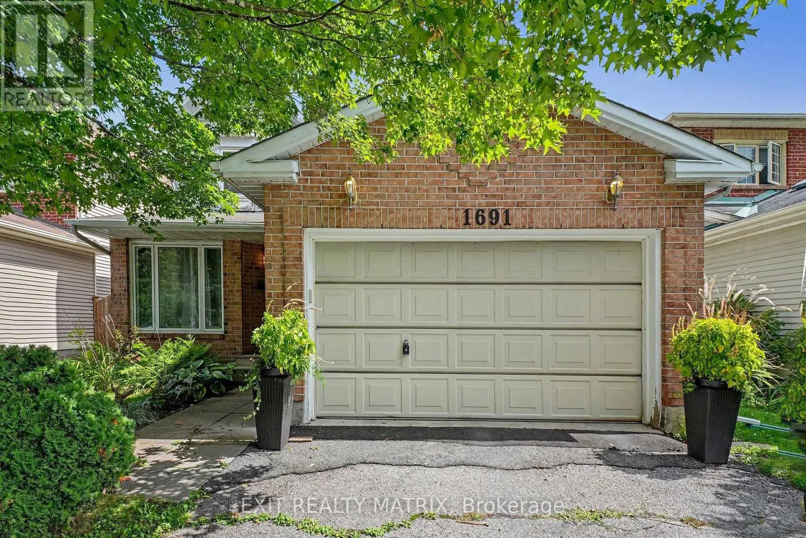 1691 HUNTERS RUN DRIVE