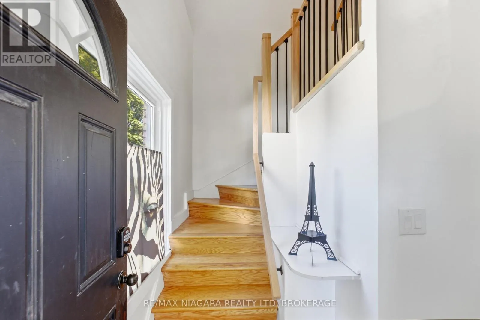 UPPER - 34 HAIG STREET #Upper