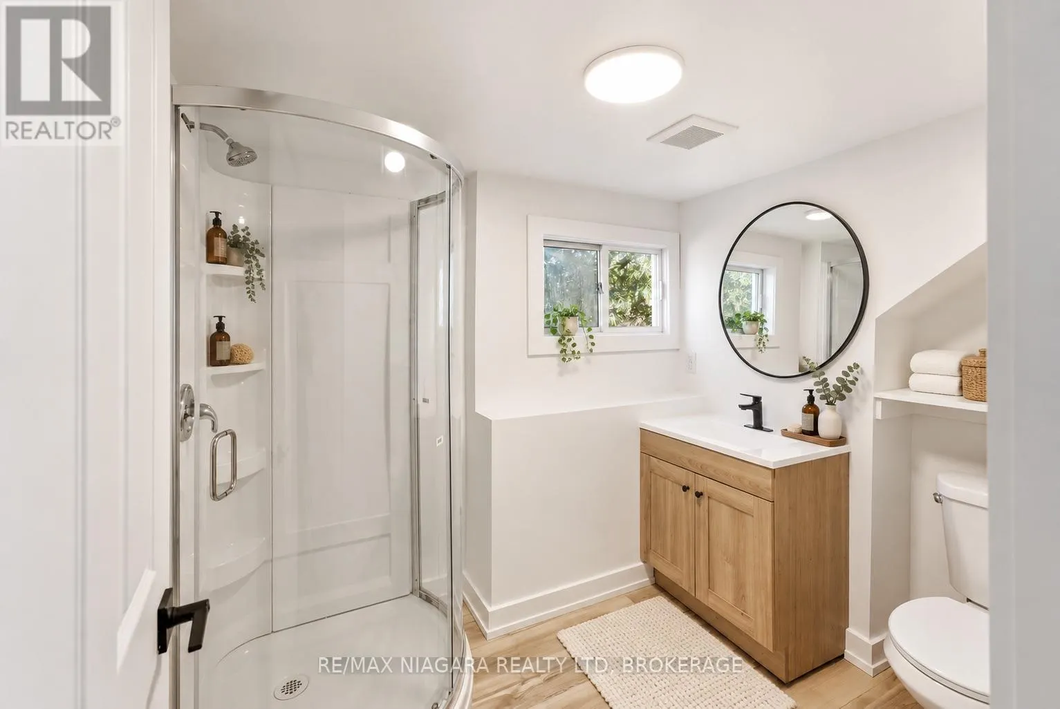 UPPER - 34 HAIG STREET #Upper