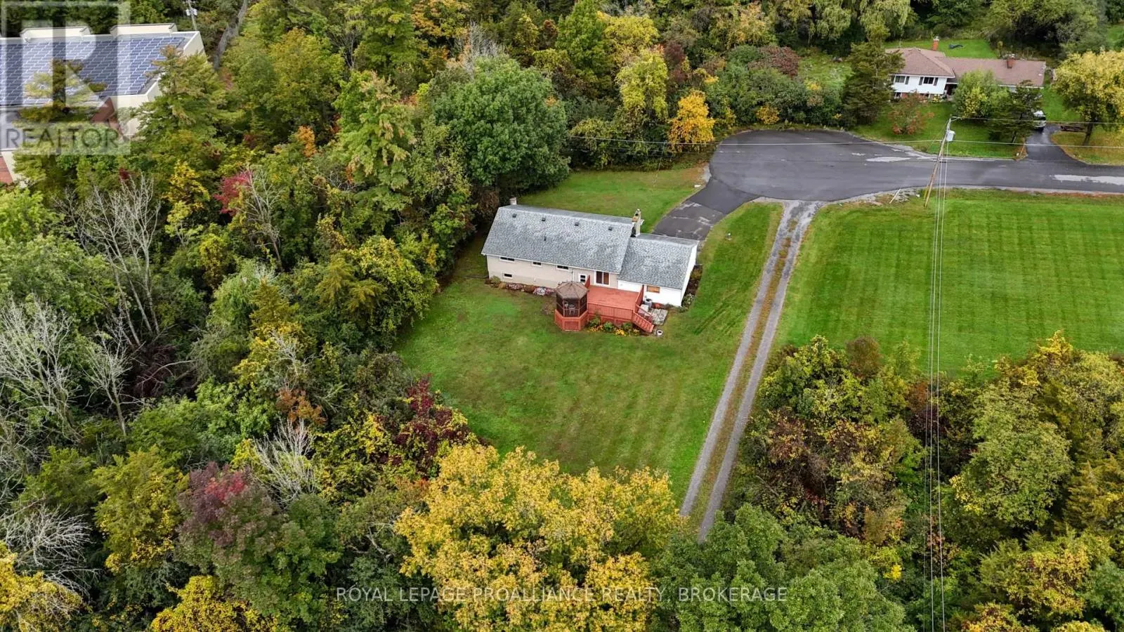 935 MCKNIGHT ROAD